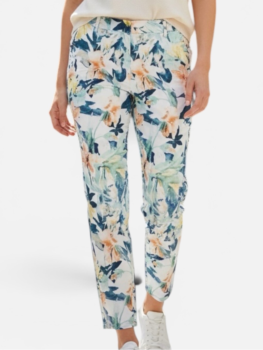 Zara Basic cropped floral jeans size 6